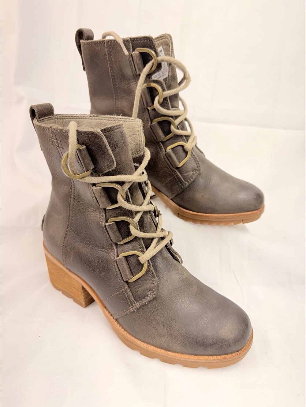 SOREL Cate Lace-Up Ankle Boots sz 5 Brn Leather Lug Sole Moto Combat Rugged Chic